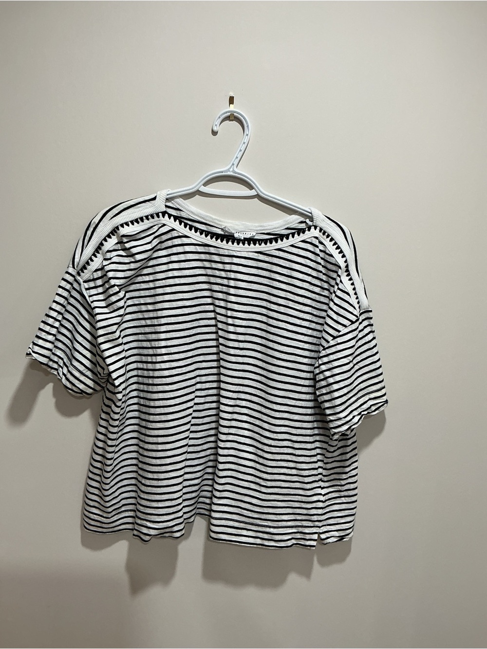 Jane + Delancey striped black and white T-shirt size extra large